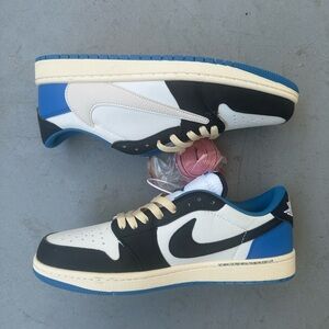 Jordan 1 Low